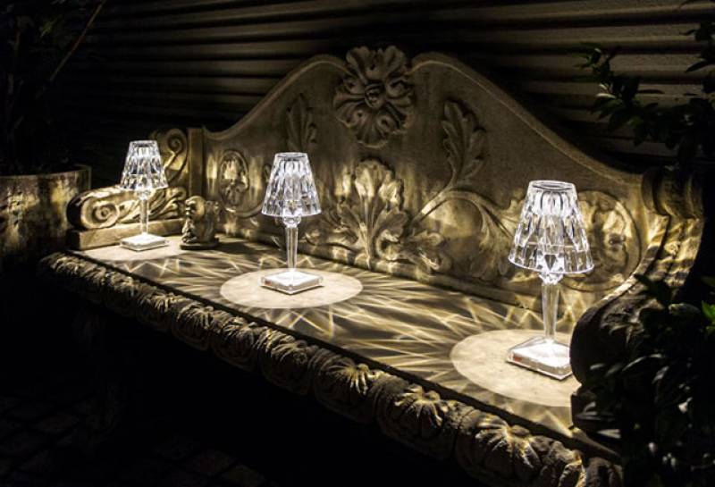 lampe battery kartell champagne au mont d'or